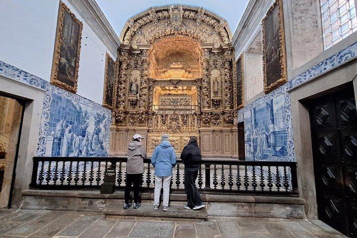 Private Guimarães, Braga & Bom Jesus Tour from Porto