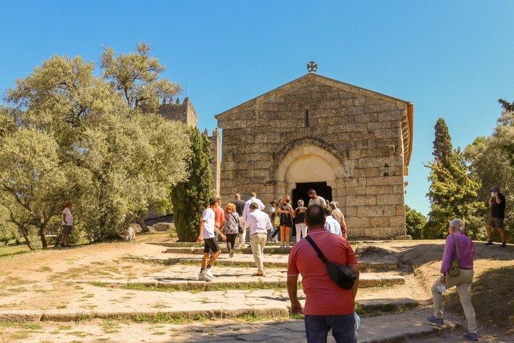 Private Guimarães, Braga & Bom Jesus Tour from Porto