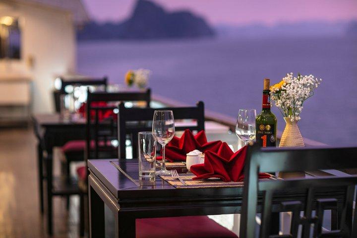 Bai Tu Long Bay 2 Days 1 Night from Hanoi