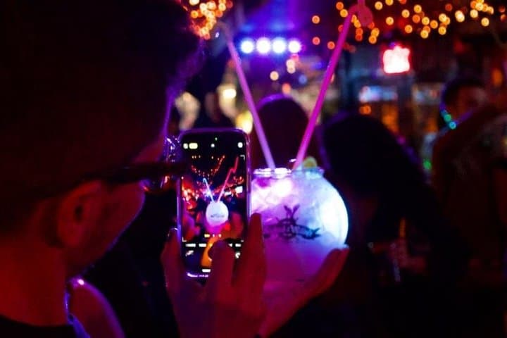 NYC Bar Crawl: Games, Live Music & Underground Nightlife