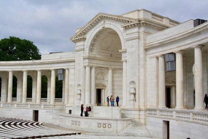 Small Group Arlington Cemetery & Changing of the Guard Tour