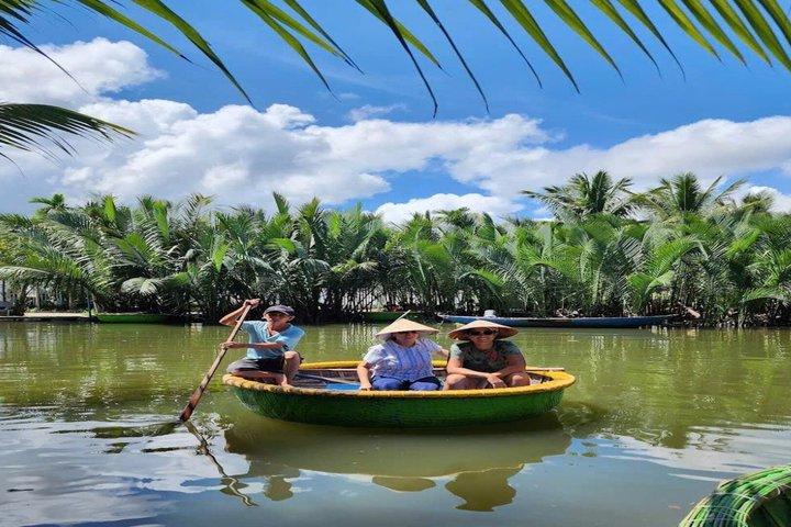 Hoi An Coconut Basket Boat Ride and Fishing Experience