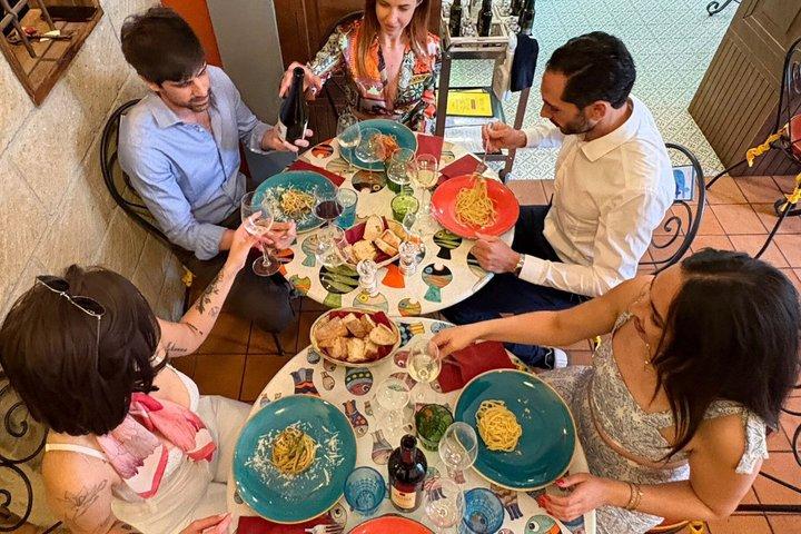 Sorrento Food Experience: 3 Spaghetti Tastings, Wine & Limoncello