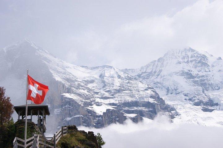 From Interlaken: Private Tour Jungfraujoch and Lauterbrunnen