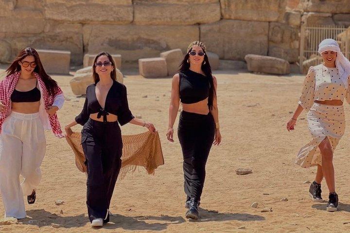 VIP All-Inclusive Giza Pyramids with Camel Ride & Lunch