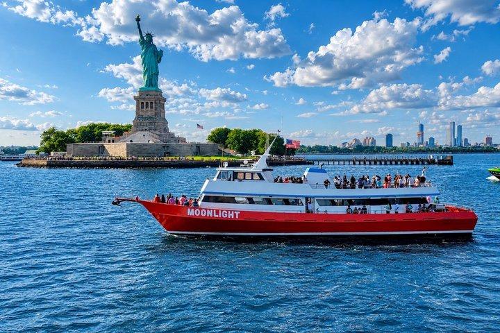 NYC Iconic Landmarks Cruise & Statue of Liberty | FREE DRINKS