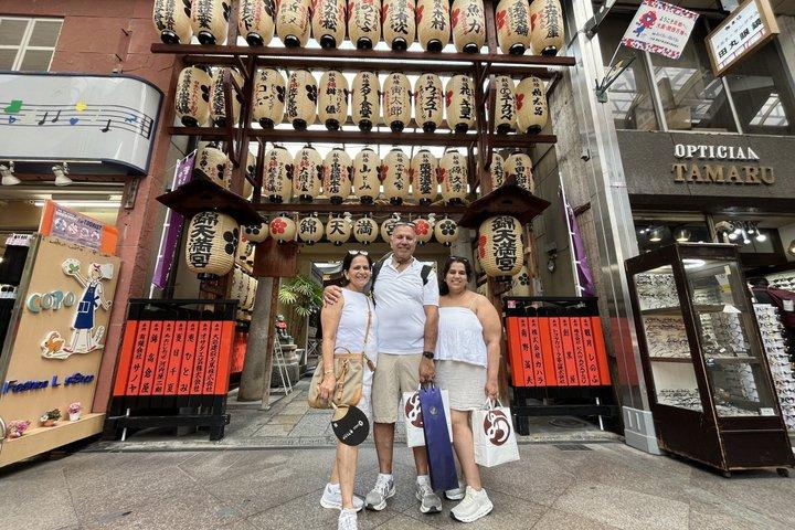 Kyoto Nishiki Market & Gion Food Tour with Licensed Guide