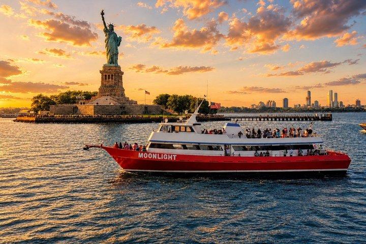 NYC Sunset Cruise & Statue of Liberty | FREE DRINKS