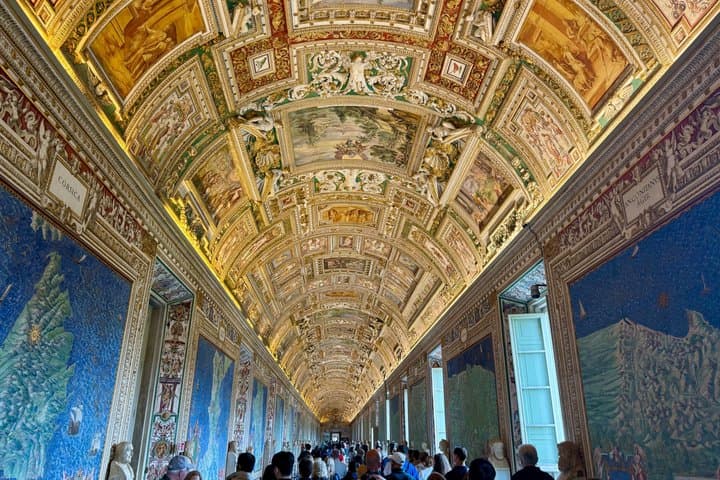 Vatican Museums & St. Peter's Basilica Private Tour