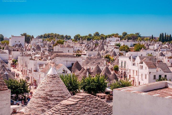 Alberobello Walking Tour with Local Guide