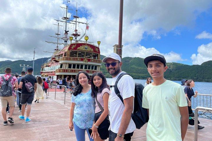 Hakone 6 hour Private Tour with Government-Licensed Guide