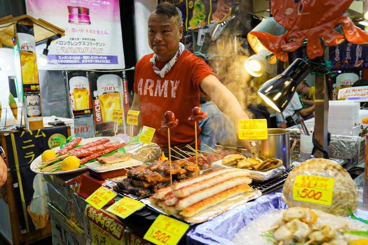 Kyoto: Nishiki Market Food Tour-7 Tastings