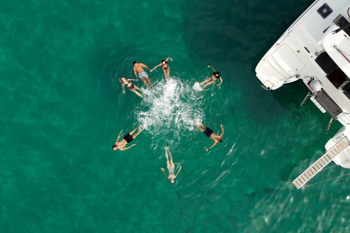 Athens Private Catamaran Cruise, Greek Cuisine & Hotel Transfers