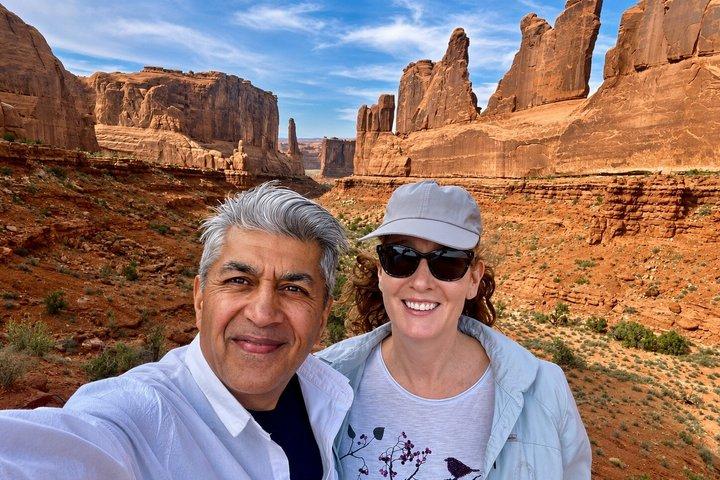 HIGHLY RATED Arches National Park Sightseeing Tour From Moab Utah
