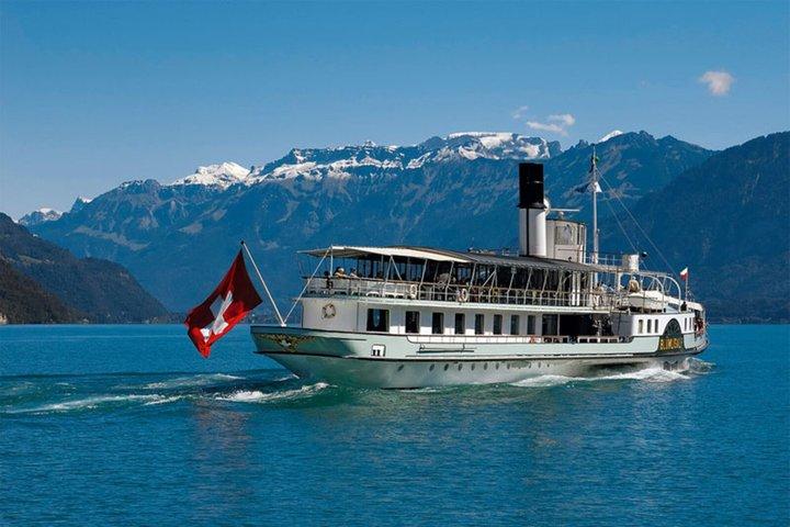 From Lucerne: Thun Day Trip by Train with Lake Cruise & Cheese