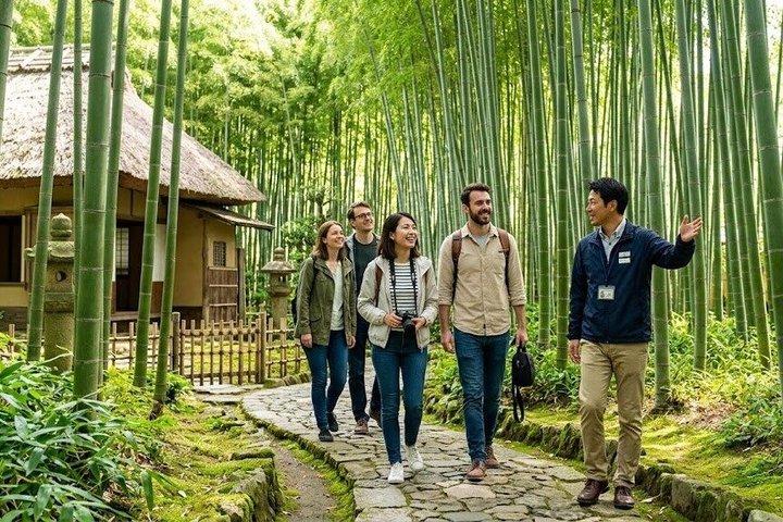 Kamakura Customized Half-Day Tour with Licensed Local Guide