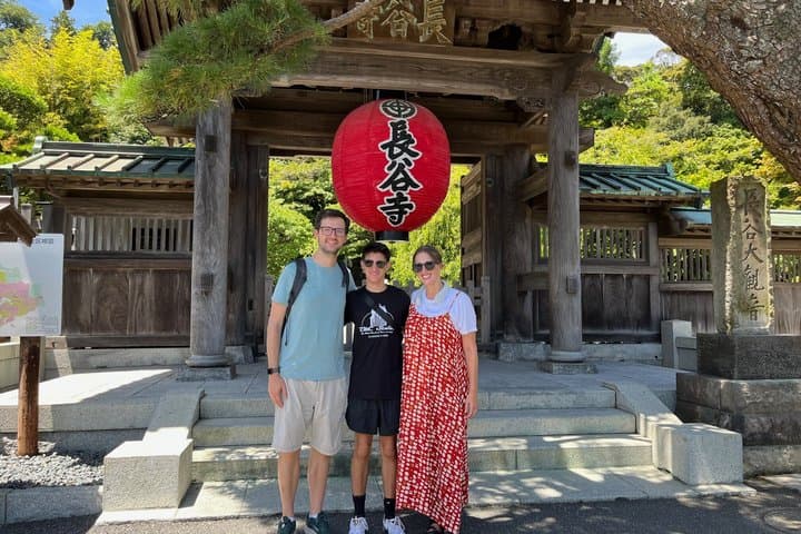 Kamakura 8 hr Private Walking Tour with Licensed Guide from Tokyo
