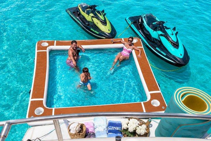 Luxury Yacht Cruise + 2 free Jet Skis | + Sea Pool | Boat Charter
