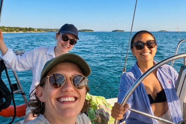 Pula Private Sailing Tour: 4-Hour Customizable Sail, Snorkel, SUP
