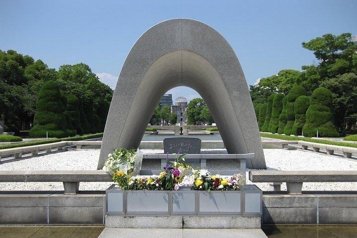 Hiroshima and Miyajima 1 Day Tour for who own the JR Pass only