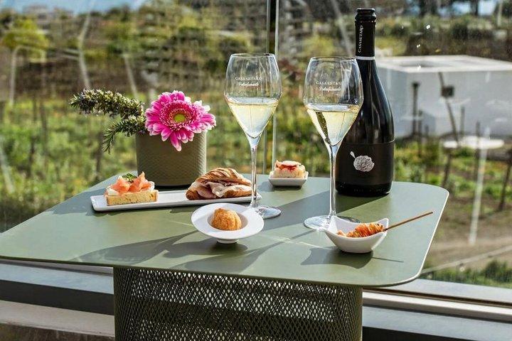 Mount Vesuvius Wine Tasting & Traditional Lunch