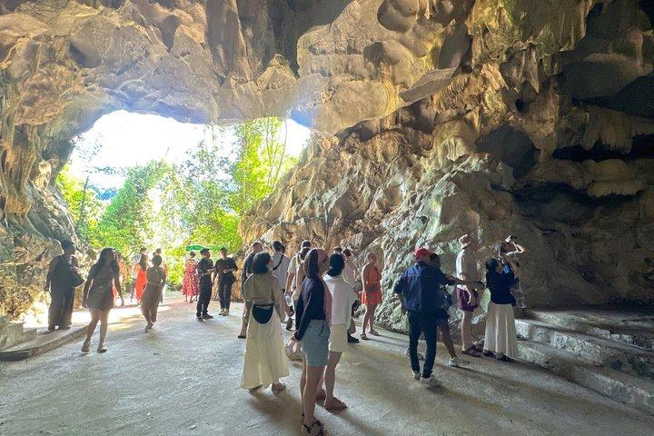 Cat Ba Island Lan Ha Bay Hidden Nature Cruise from Hanoi