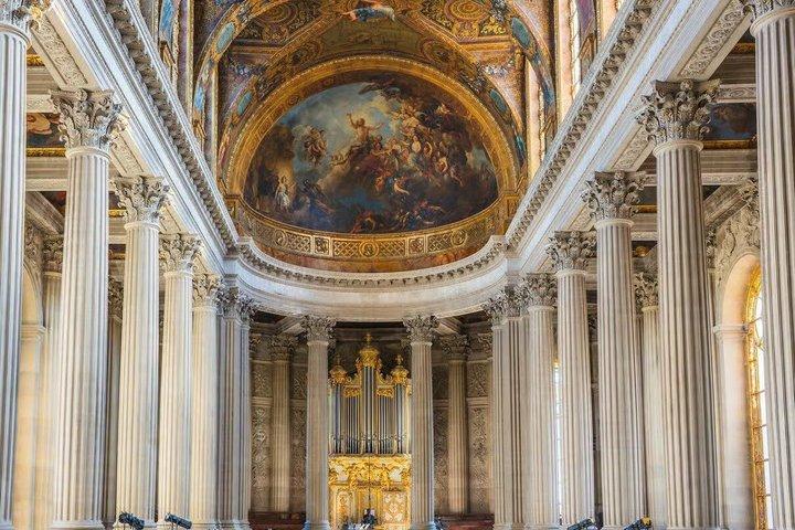 Versailles Palace and Gardens Exclusive Private Guided Tour