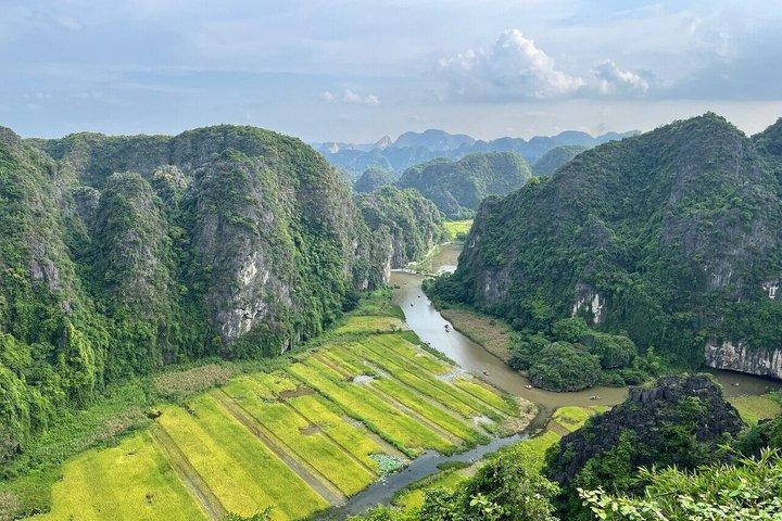 Incredible Hoa Lu Tam Coc Mua Cave 1 Day Tour & All Included