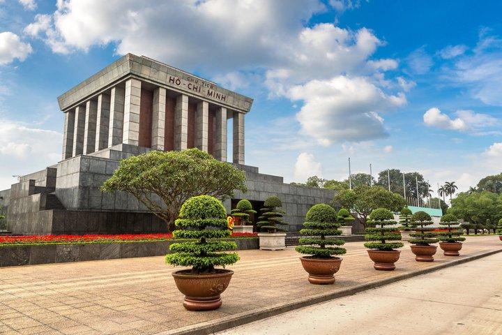Ho Chi Minh Mausoleum Priority Entry and Vietnamese Coffee Class