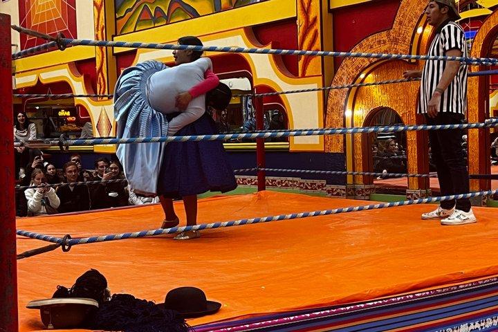 Cholitas Wrestling
