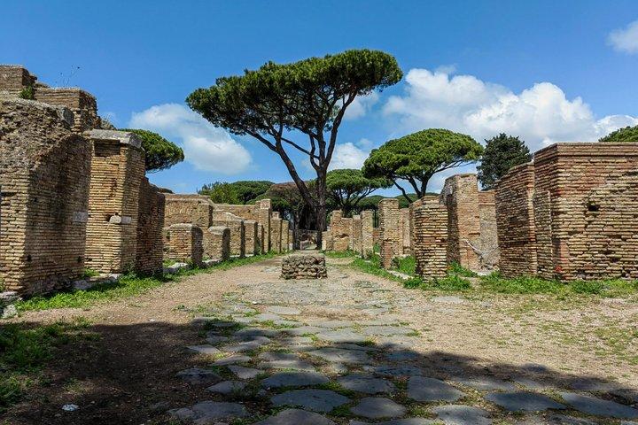 Ostia Antica Tour 6 People Maximum
