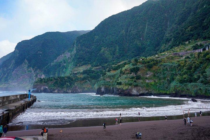 Full-Day Jeep Safari West: Fanal, Porto Moniz, Seixal, Cabo Girão