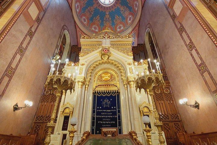 Budapest Dohany, Heroes', Rumbach synagogues & Jewish Ghetto Tour