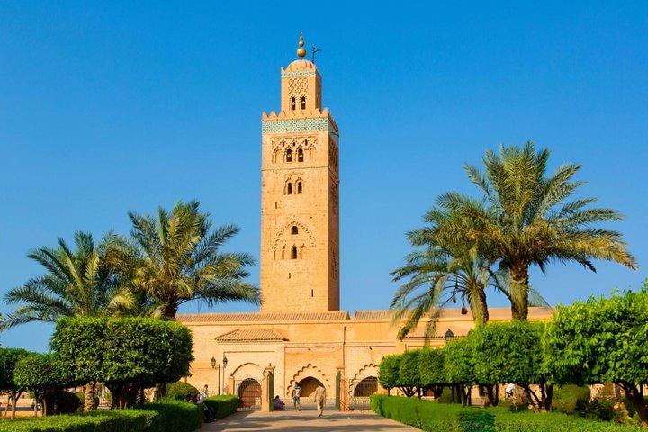 Marrakech : Medressa Ben Youssef with secret garden & the souks