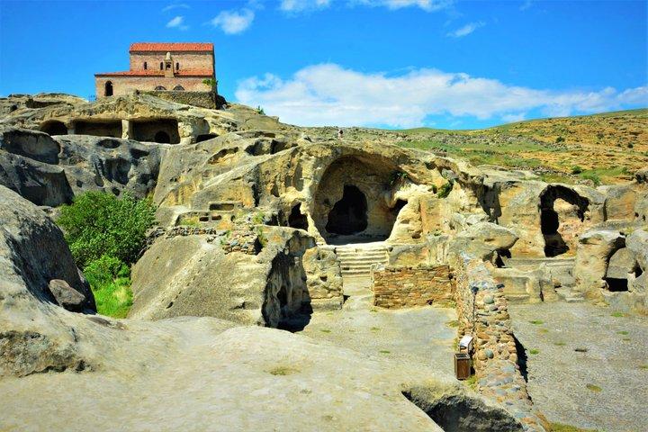 Private tour from Kutaisi to Katskhi Chiatura Uplistsikhe Gori