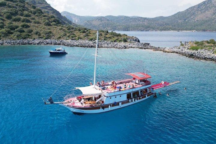 Fethiye Oludeniz Boat Trip with Butterfly Valley And Six Islands