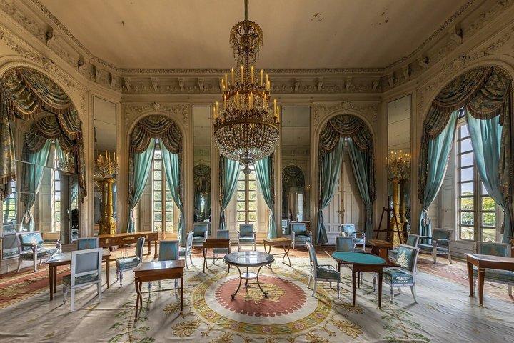 Versailles Palace Louis XV Secret Spy Mystery Walk