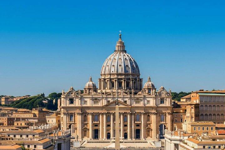St. Peters Basilica Tour with Papal Tombs and Papal Necropolis