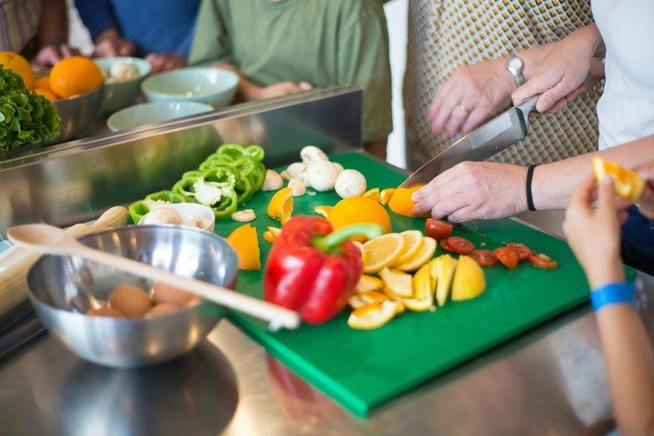 Marrakech Home Cooking Class with Traditional Breakfast and Lunch