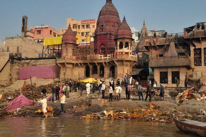 Varanasi Sunrise Boat and Aarti Tour