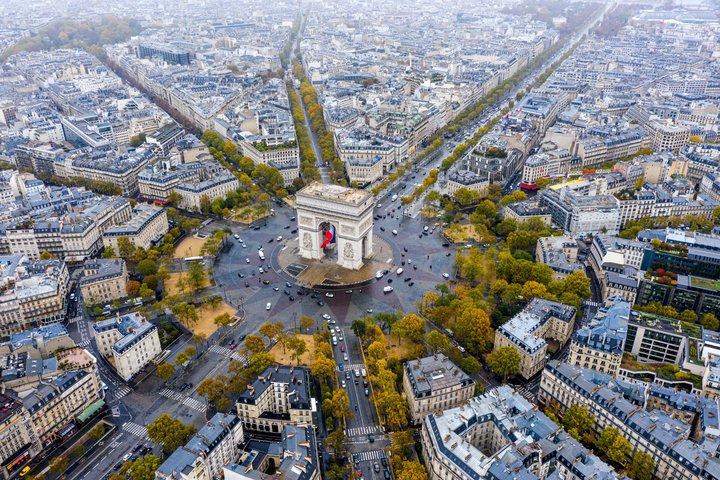 Paris Combo Arc de Triomphe Entry Ticket with Seine River Cruise