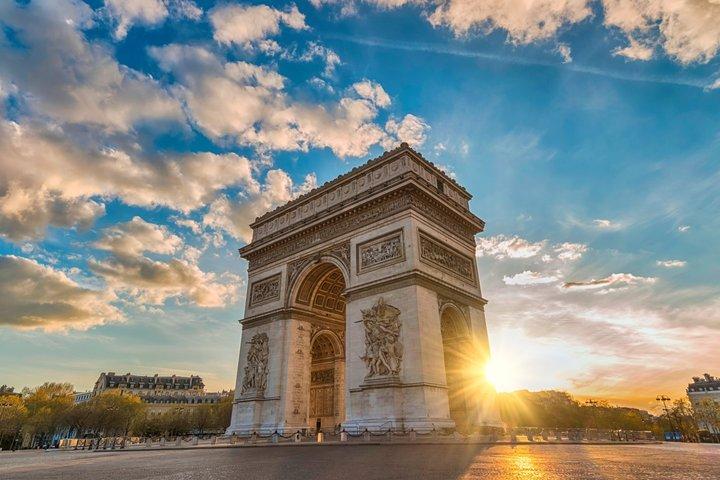 Paris Combo Arc de Triomphe Entry Ticket with Seine River Cruise