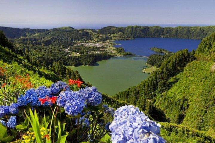 The Best of Sao Miguel: Sete Cidades and Lagoa do Fogo