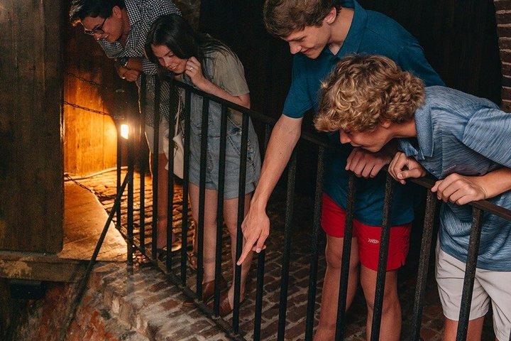 Charleston Ghost & Dungeon Night-Time Walking Tour with Entry to Provost Dungeon