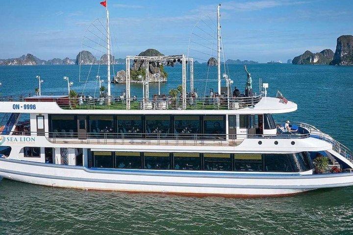 Ha Long Cruise with Jacuzzi Buffet Lunch and Sunset Party