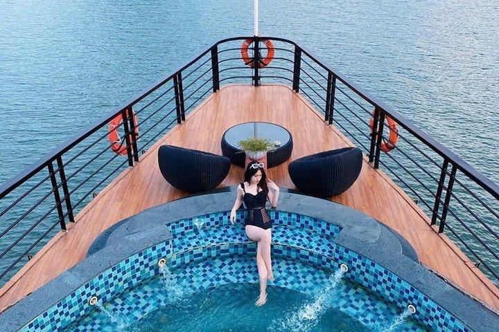 2 Days and 1 Night Package on Aqua Elegance Cruise