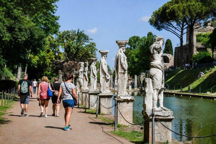 Rome to Villa Adriana Private Day Trip by Train with Tickets