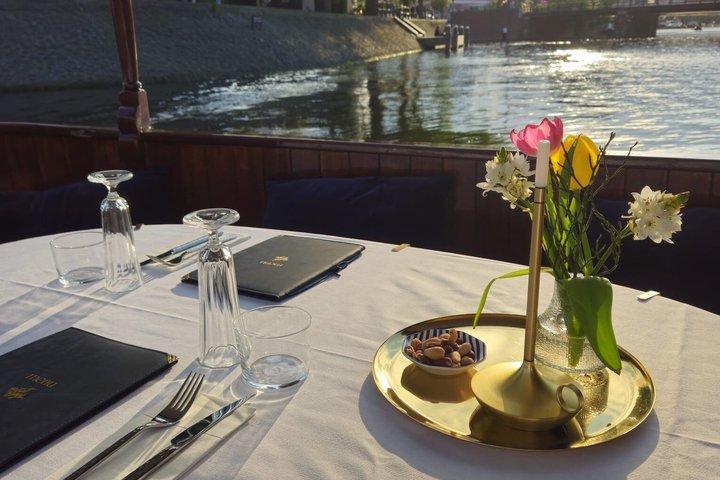 Bespoke Amsterdam Private Open Boat Cruise