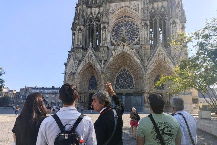 Champagne Day Trip from Paris with 4 Tastings, Reims & Cellars