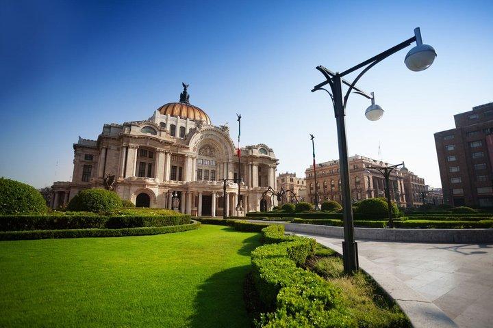Explore NA City Bus Coach Tour